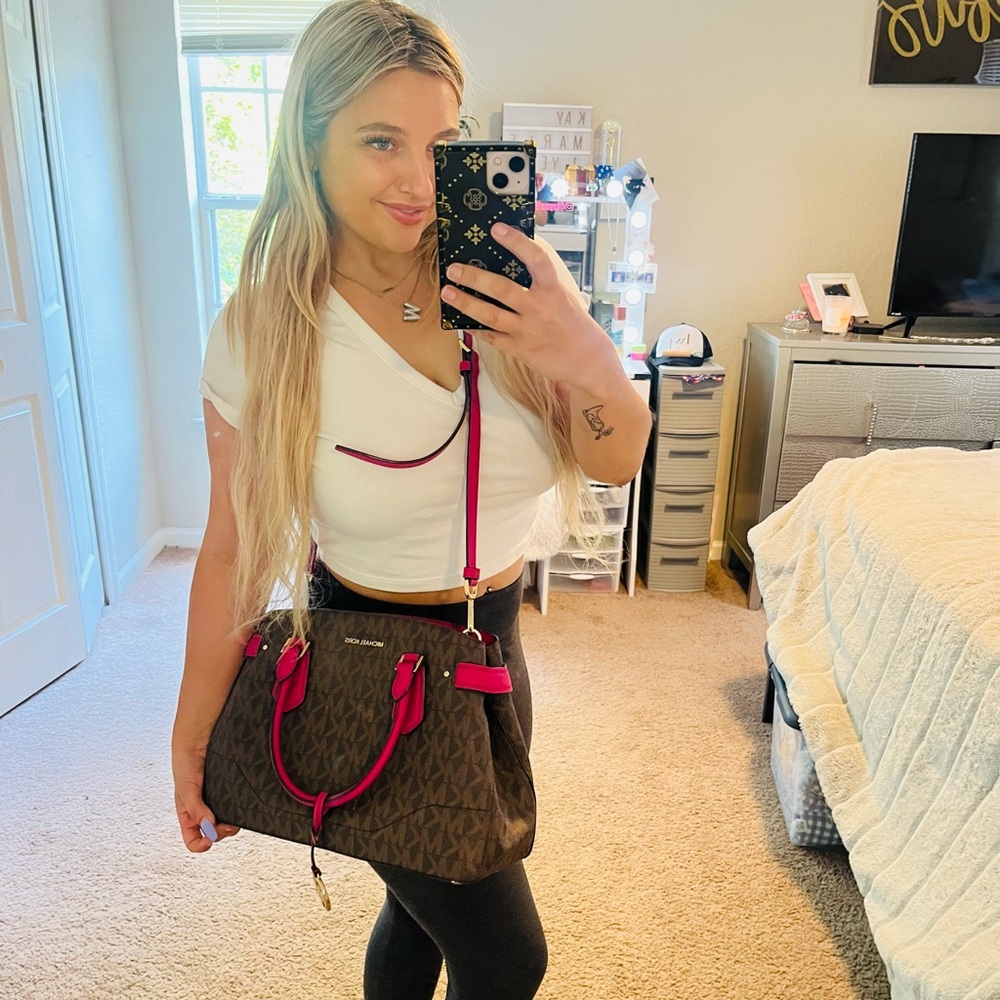 Michael Kors purse